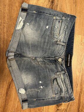 Women's Express Light Wash Denim Cutoff Jean Jeans Shorts
